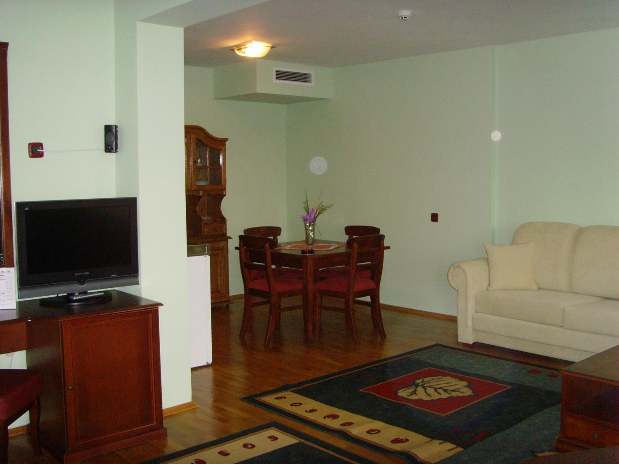 Meridian Hotel Bolyarski Βελίκο Τίρνοβο Εξωτερικό φωτογραφία