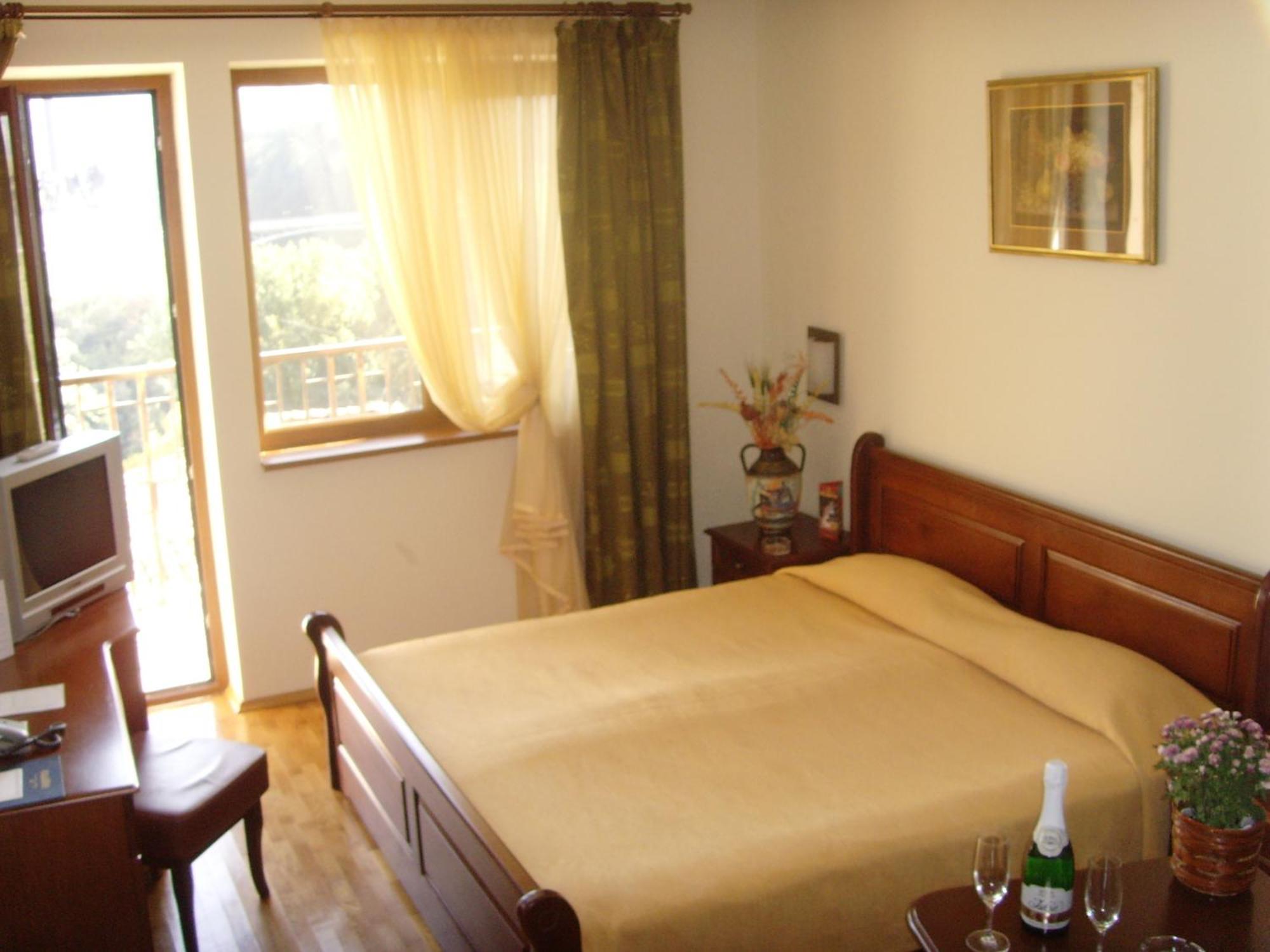 Meridian Hotel Bolyarski Βελίκο Τίρνοβο Εξωτερικό φωτογραφία